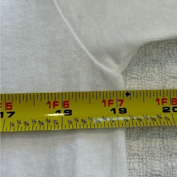 The Office Dunder Mifflin/NWT/ Pocket Tee/Crewneck/ Short sleeves/Tag-less/ M - Picture 8 of 9